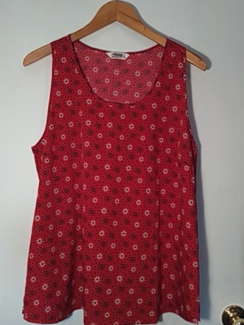 Mountain Khakis Red Floral Sleeveless Tank Women's Size Large